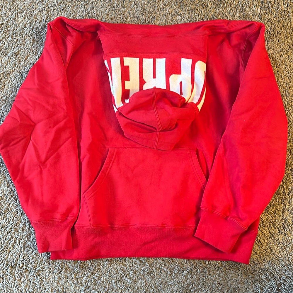 Supreme hoodie